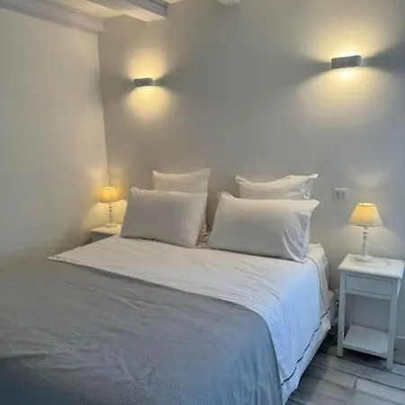 Arazy - Superb Duplex Old Very Central, Ac, Terrace Apartment Antibes