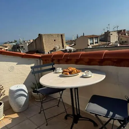 Apartment Arazy - Superb Duplex Old Very Central, Ac, Terrace